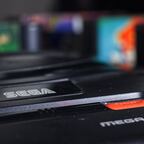 Sega Mega Drive mit original Controller – ikonische Retro Konsole aus der 16 Bit Ära